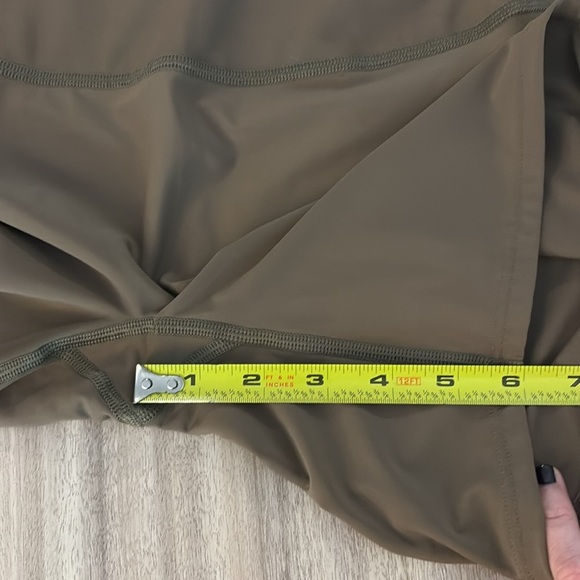 New SKIMS 3X Performance High Waist Smooth Brown Bike Shorts Stretch Activewear - Picture 7 of 8